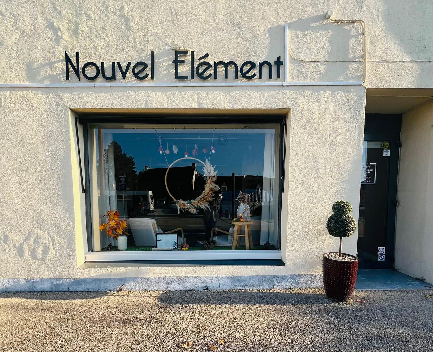 Façade du salon Nouvel Élément à Saint-Avé